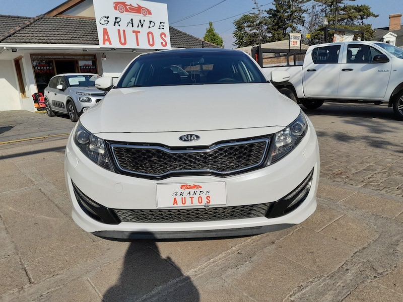 Autos Sedán Usado Vitacura Kia Optima